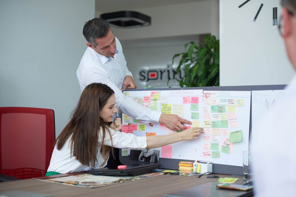 Marketing planning with agile techniques and post-its